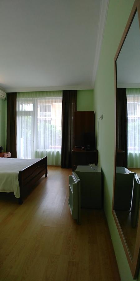 Green Hotel Kvariati Esterno foto